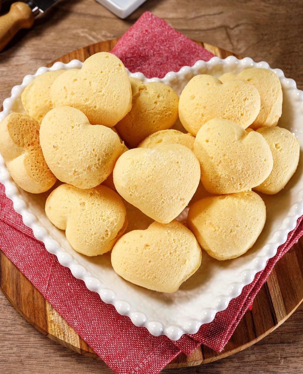 Pão de queijo coração